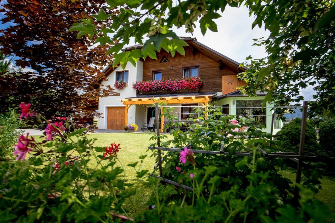 Zur Linde Hotel 3*