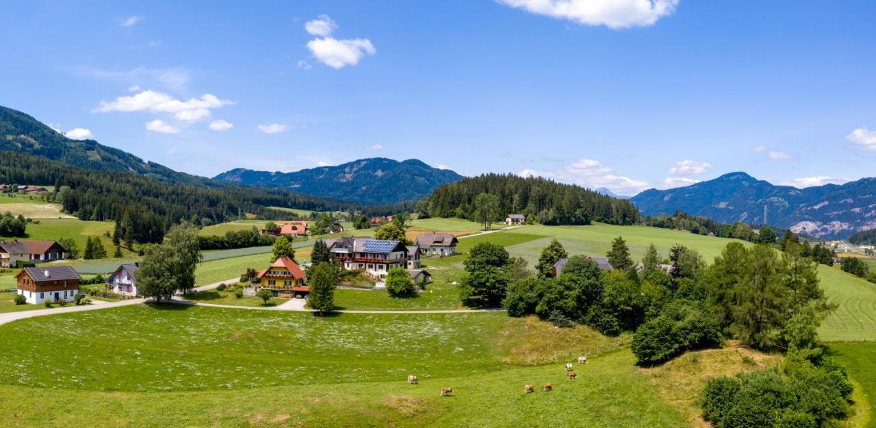Zur Linde Hotel